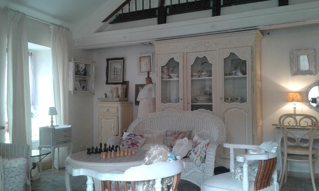 La Chaumiere Panzió Ousson-sur-Loire Kültér fotó