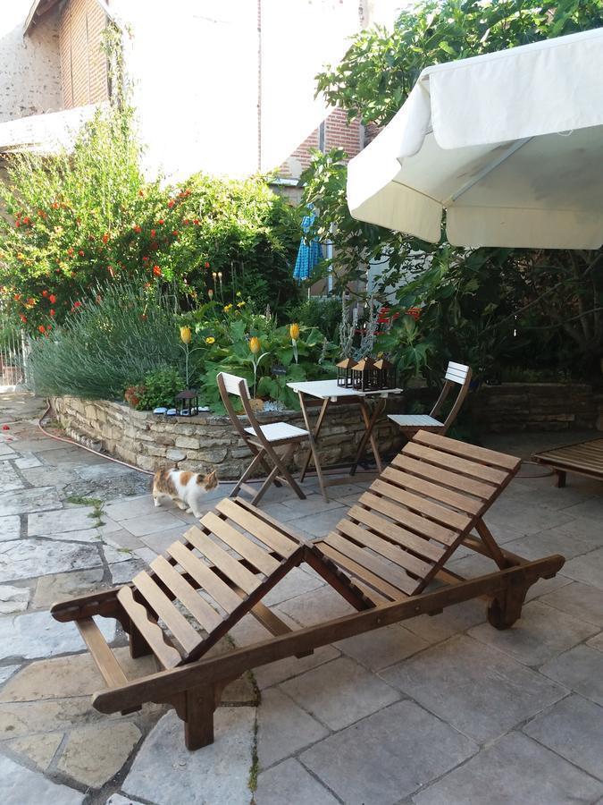 La Chaumiere Panzió Ousson-sur-Loire Kültér fotó